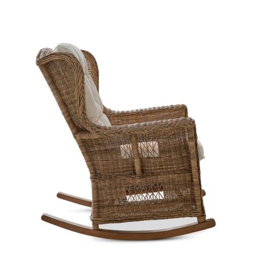 kenyelmes natur rattan hintaszek fotel country nyaralo terasz butor vintage cottage provansz provence mediterran videki nyaralo.jpg